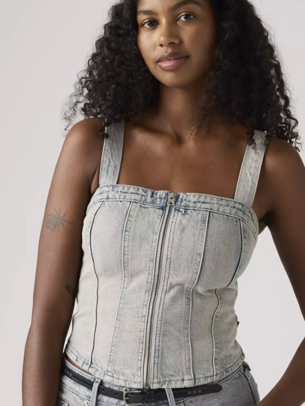 NWT LEVI'S SCULPTED BUSTIER IN SIZE SMALL - Picture 3 of 6